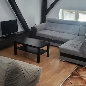 https://777-apartments-2.krakowhotelspoland.com